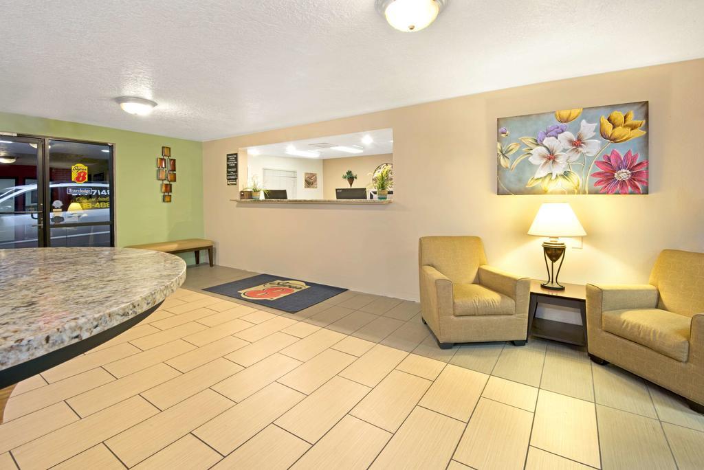 Hotel Super 8 Albuquerque/Midtown Zewnętrze zdjęcie
